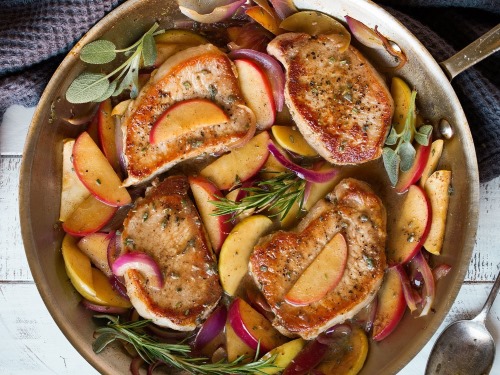 pork chops sauteed apples