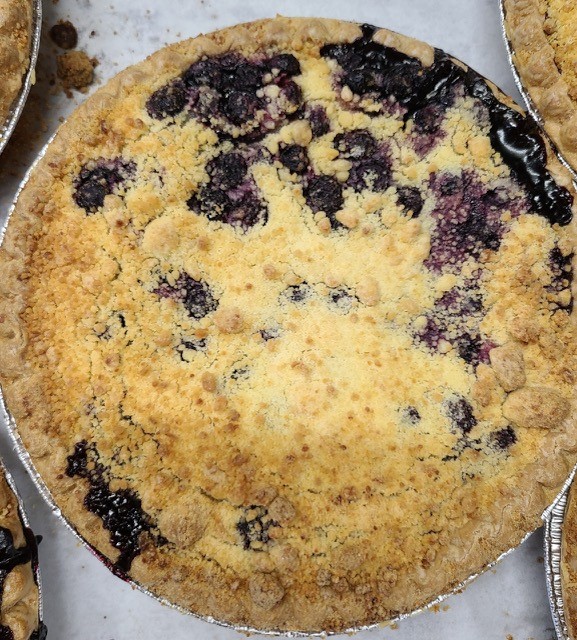 lemon blueberry streusel pie