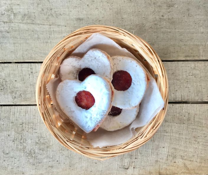 linzer tarts