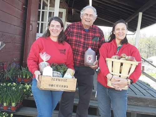 gary tannwen reu farm store