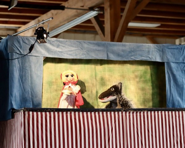 puppet show puppet show